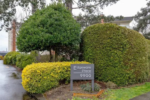 9900 Fifth St # 303, Sidney BC V8L 2X3