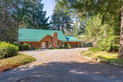 3035 Wild Rose Blvd, Nanoose Bay BC V9P 9E4