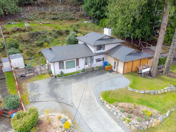 5321 Hammond Bay Rd, Nanaimo BC V9T 5M9