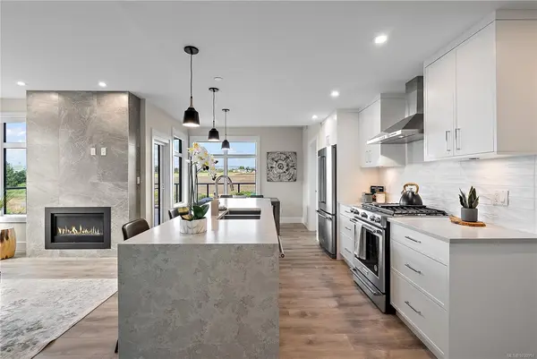 2520 Hackett Cres # 309, Central Saanich BC V8M 0C5