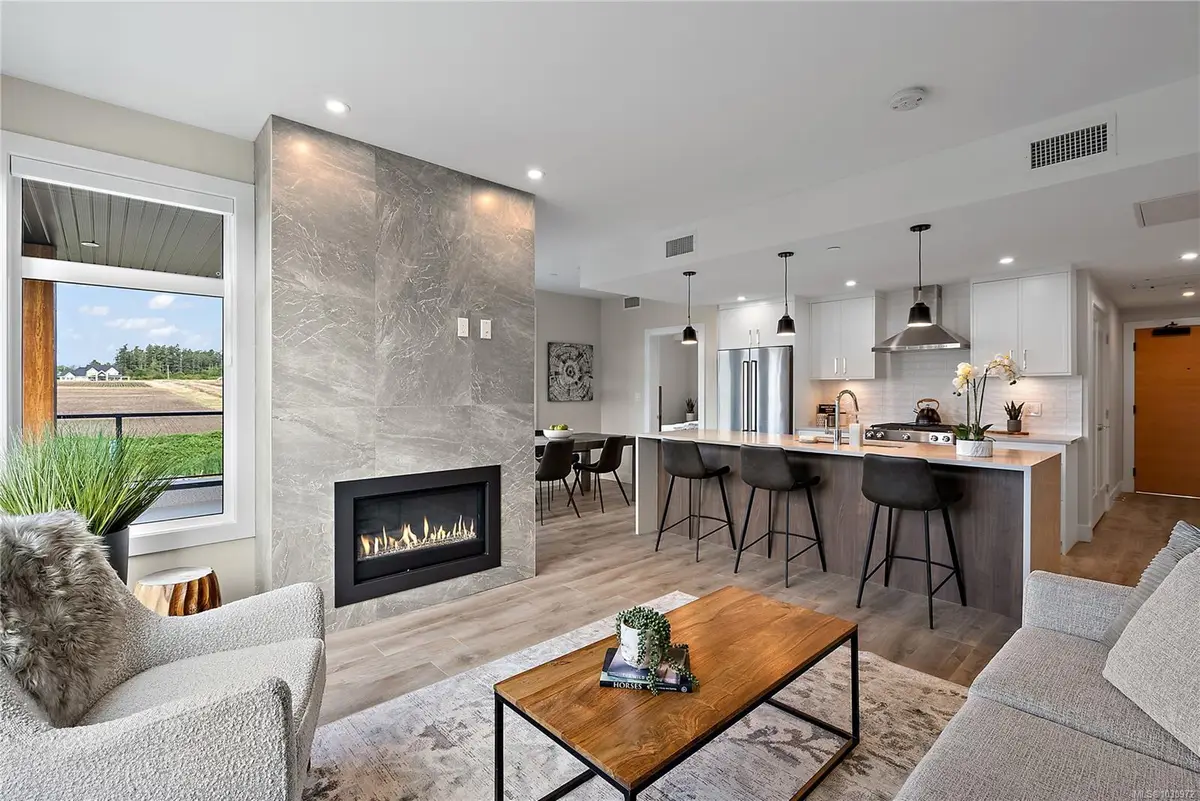 2520 Hackett Cres #409, Central Saanich BC V8M 0C5