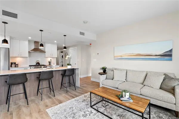 2520 Hackett Cres # 502, Central Saanich BC V8M 0C5