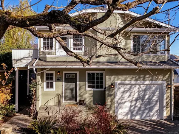 621 Pine St, Victoria BC V9A 2Z9