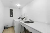 View 32
