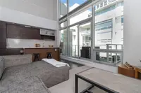 View 10