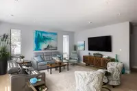 View 16