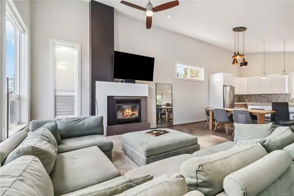 936 Aqua Crt, Langford BC V9B 0N3