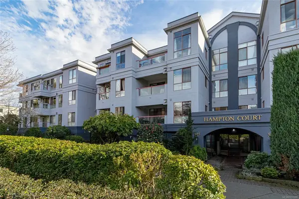 545 Manchester Rd # 409, Victoria BC V8T 5H6