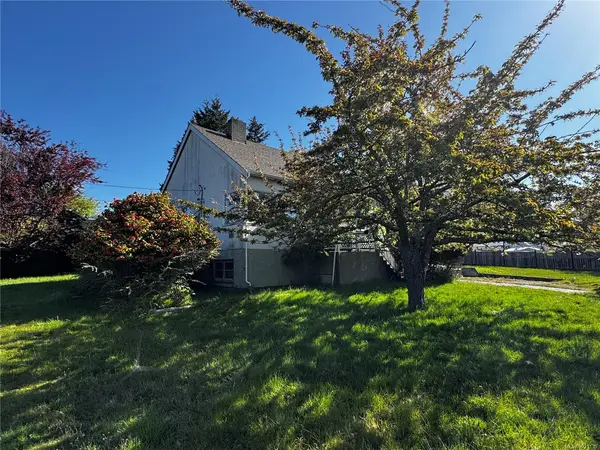 385 Kinver St, Esquimalt BC V9A 6C3