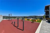 View 32