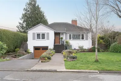 2275 Allenby St, Oak Bay BC V8R 3C4