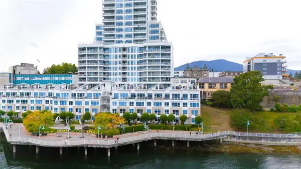 38 Front St # 12, Nanaimo BC V9R 0B8 - 2 bed, 3 bath in Nanaimo
