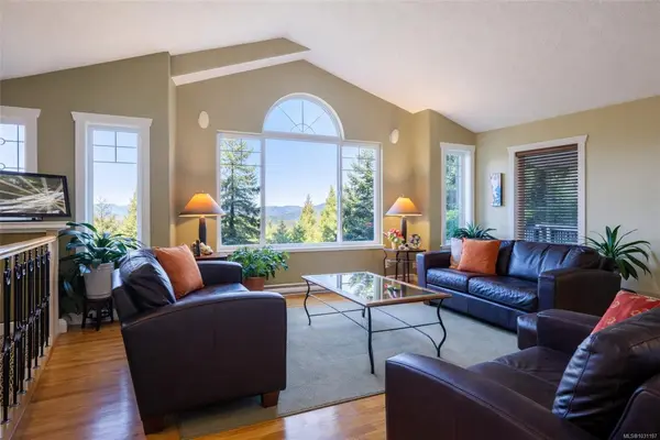1420 Elan Pl, Sooke BC V9Z 1B2 - 3 bed, 3 bath in Sooke