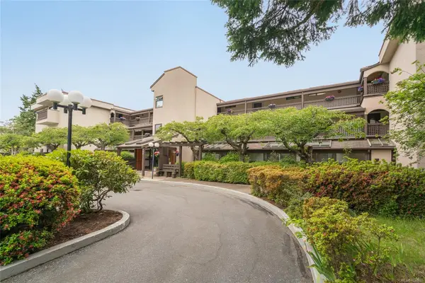309 Morison Ave # 201, Parksville BC V9P 1M6 - 2 bed, 1 bath in Parksville