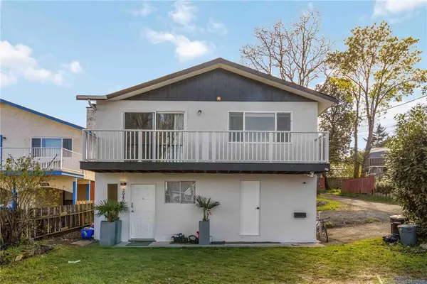 2940 Cedar Hill Rd, Victoria BC V8T 3H9