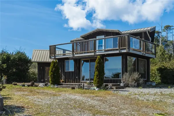 1117 Sixth Ave, Ucluelet BC V0R 3A0