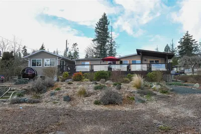 5896 Garvin Rd, Union Bay BC V0R 3B0