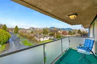 View 25