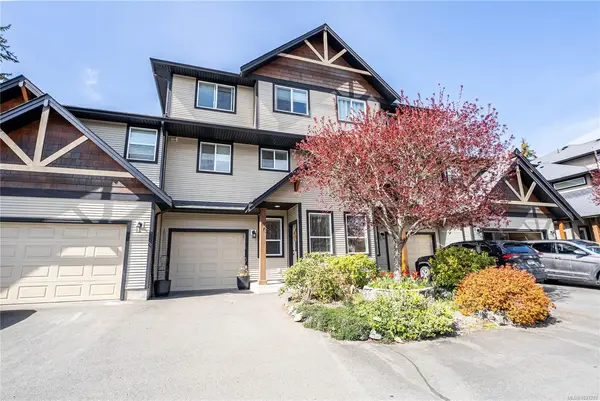 1924 Maple Ave S # 107, Sooke BC V9Z 1J8 - 3 bed, 4 bath in Sooke