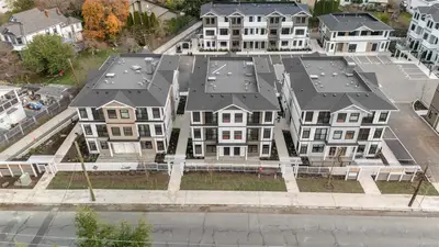 4201 Tyndall Ave # 2201, Saanich BC V8N 0C4