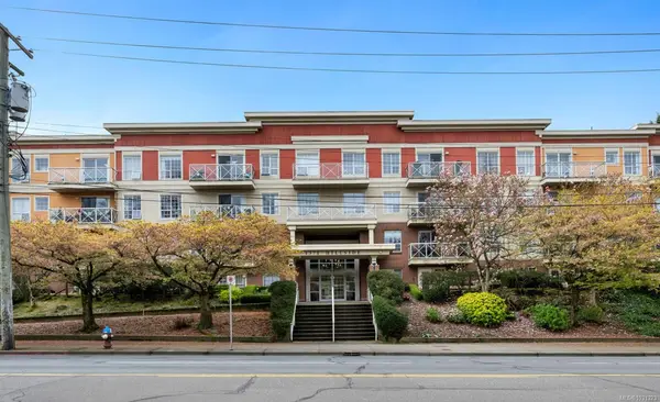 1371 Hillside Ave # 108, Victoria BC V8T 2B3 - 2 bed, 2.0 bath in Victoria