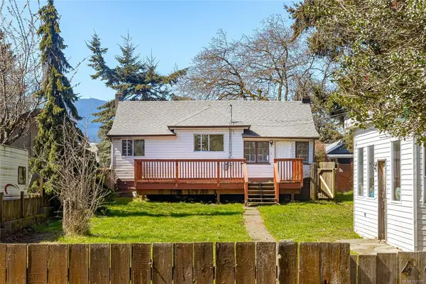 485 Park Ave, Nanaimo BC V9R 4H3 - 2 bed, 1 bath in Nanaimo