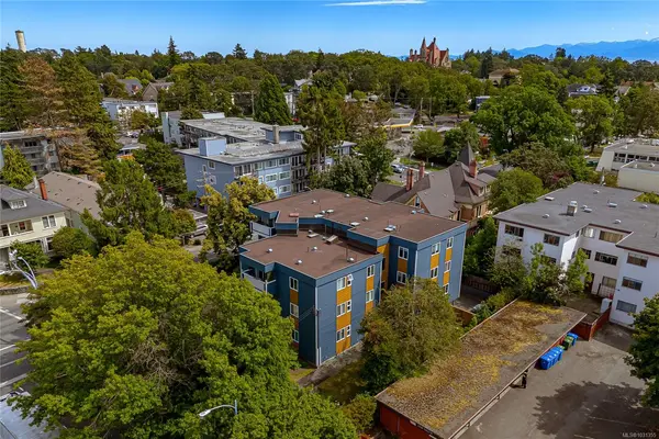1331 Johnson St # 8, Victoria BC V8W 3P2 - 2 bed, 2 bath in Victoria