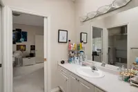 View 32