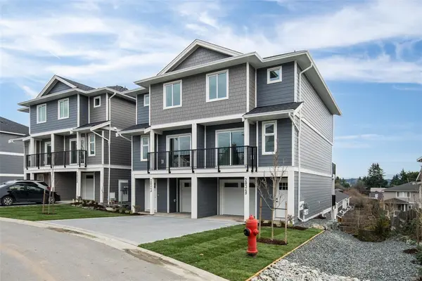 2032 Stone Hearth Lane # B, Sooke BC V9Z 1L3 - 3 bed, 4 bath in Sooke