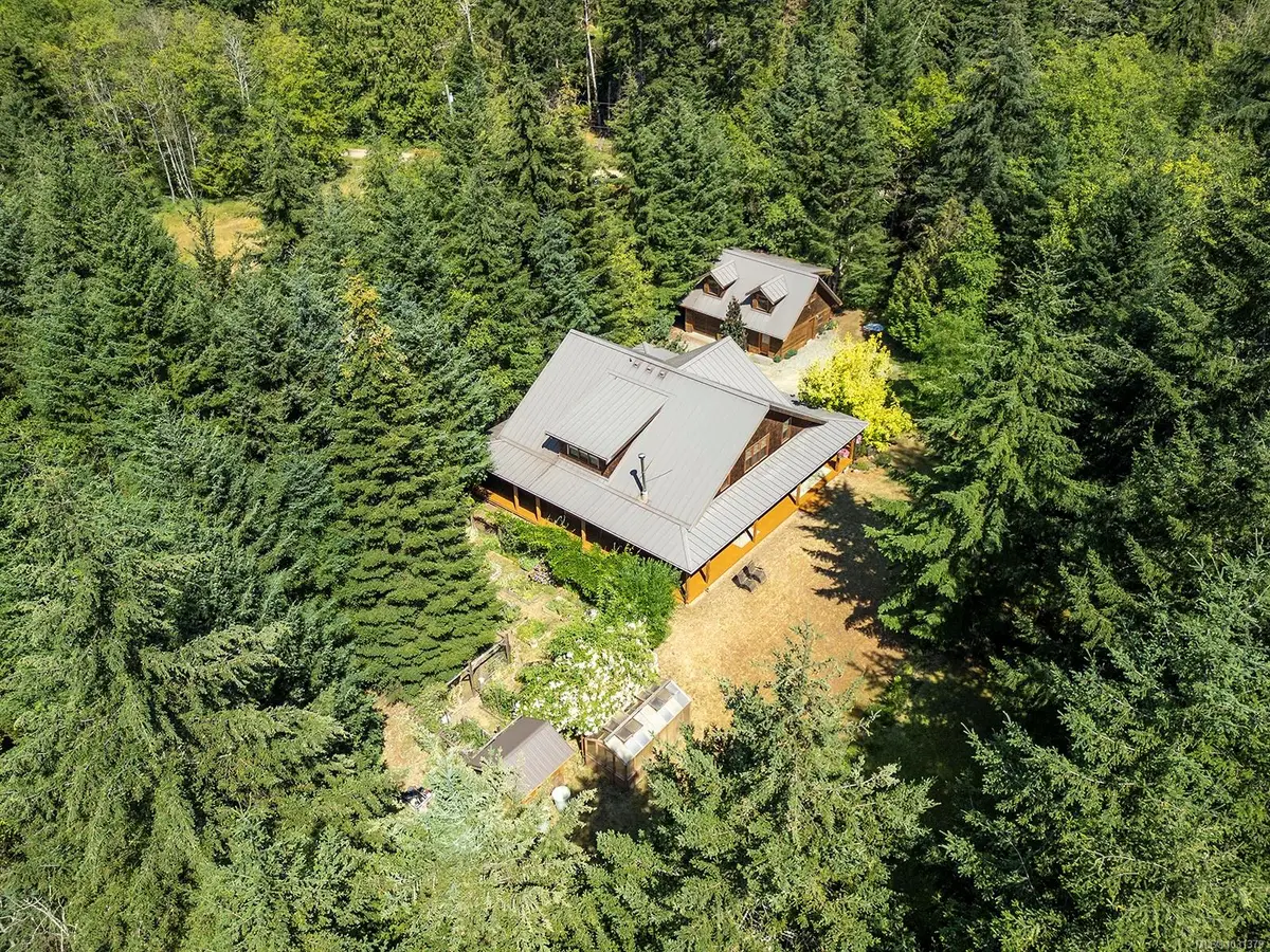 1645 Lea Smith Rd, Hornby Island BC V0R 1Z0