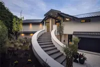 View 8
