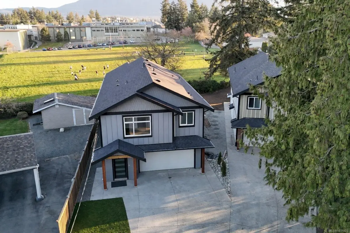 416 Diamond Blvd, Nanaimo BC V9T 2R7