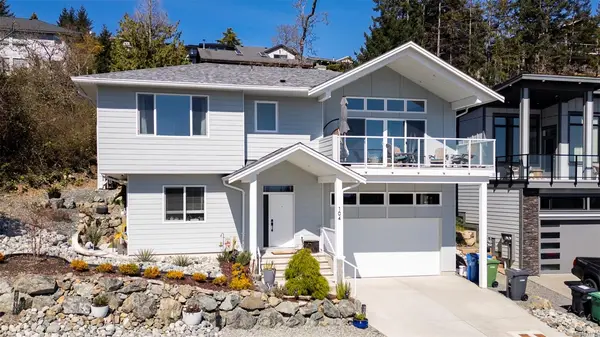 104 Golden View Dr, Nanaimo BC V9T 0K8