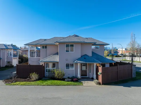 720 Aspen Rd # 101, Comox BC V9M 3Y4