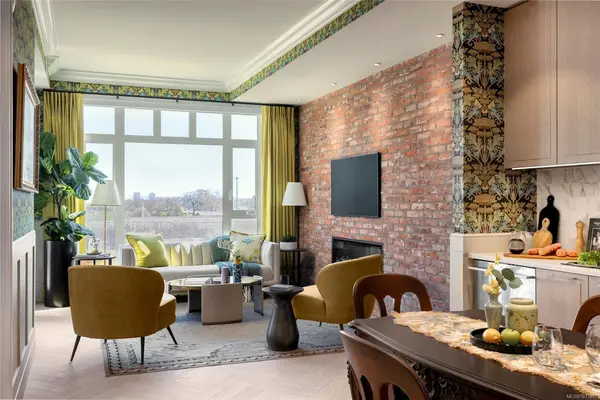 427 Lampson St # 314, Esquimalt BC V9A 0K5