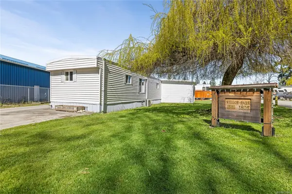 1801 Schafers St # 14, Coombs BC V0R 1M0 - 3 bed, 1 bath in Coombs