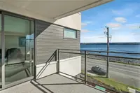 View 16