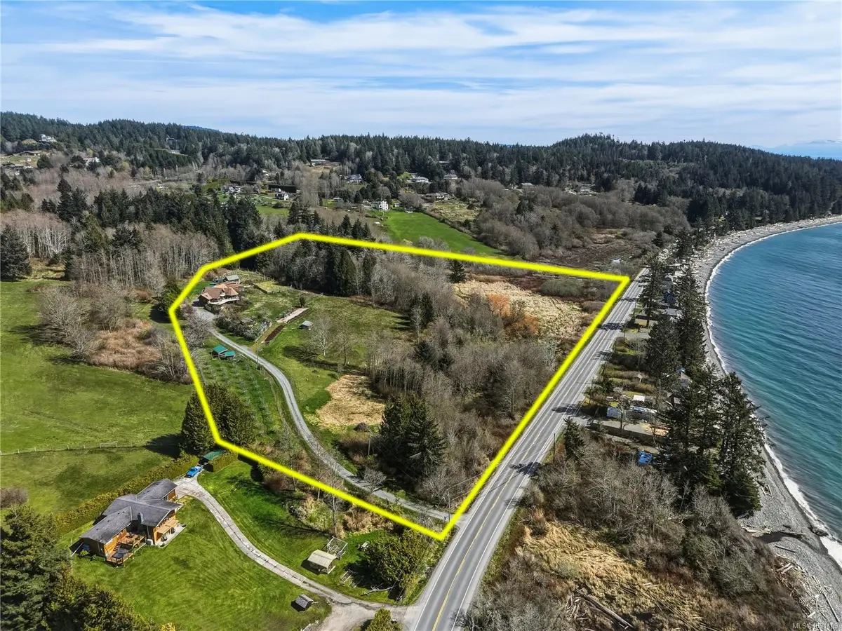 8750 West Coast Rd, Sooke BC V9Z 1H2
