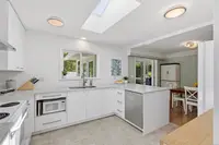 View 10