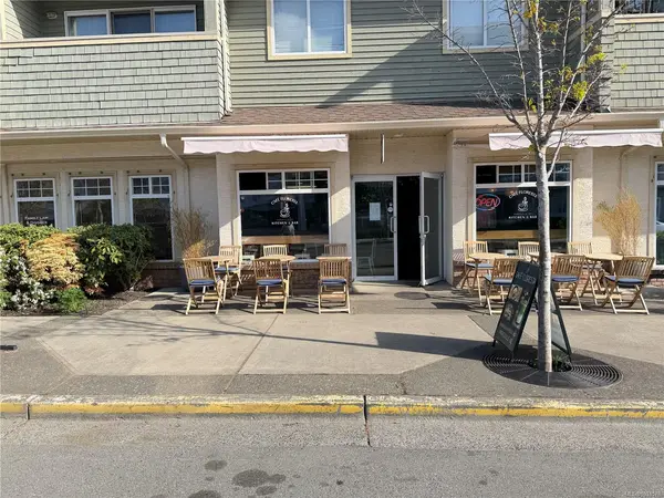 191 Jensen Ave E # 102, Parksville BC V9K 1R1