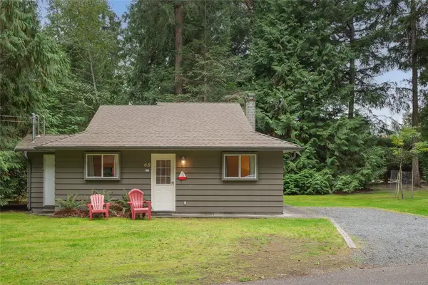 1051 RESORT Dr # 68, Parksville BC V9T 4V5 - 2 bed, 1 bath in Parksville