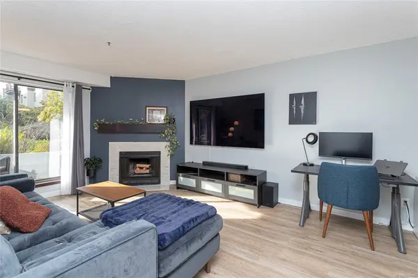 1655 Begbie St # 109, Victoria BC V8R 1L4 - 1 bed, 1 bath in Victoria