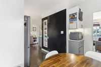 View 10
