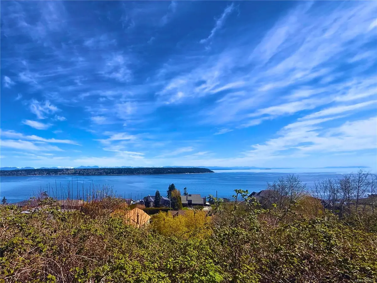 551 Galerno Rd, Campbell River BC V9W 5X2
