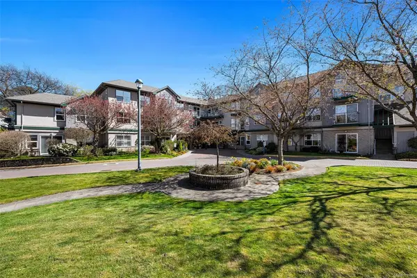 1485 Garnet Rd # 104, Saanich BC V8P 5T5