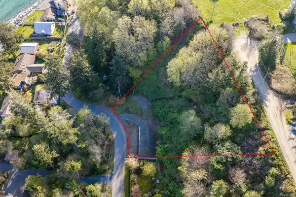 1551 Kye Bay Rd, Comox BC V9M 3T7