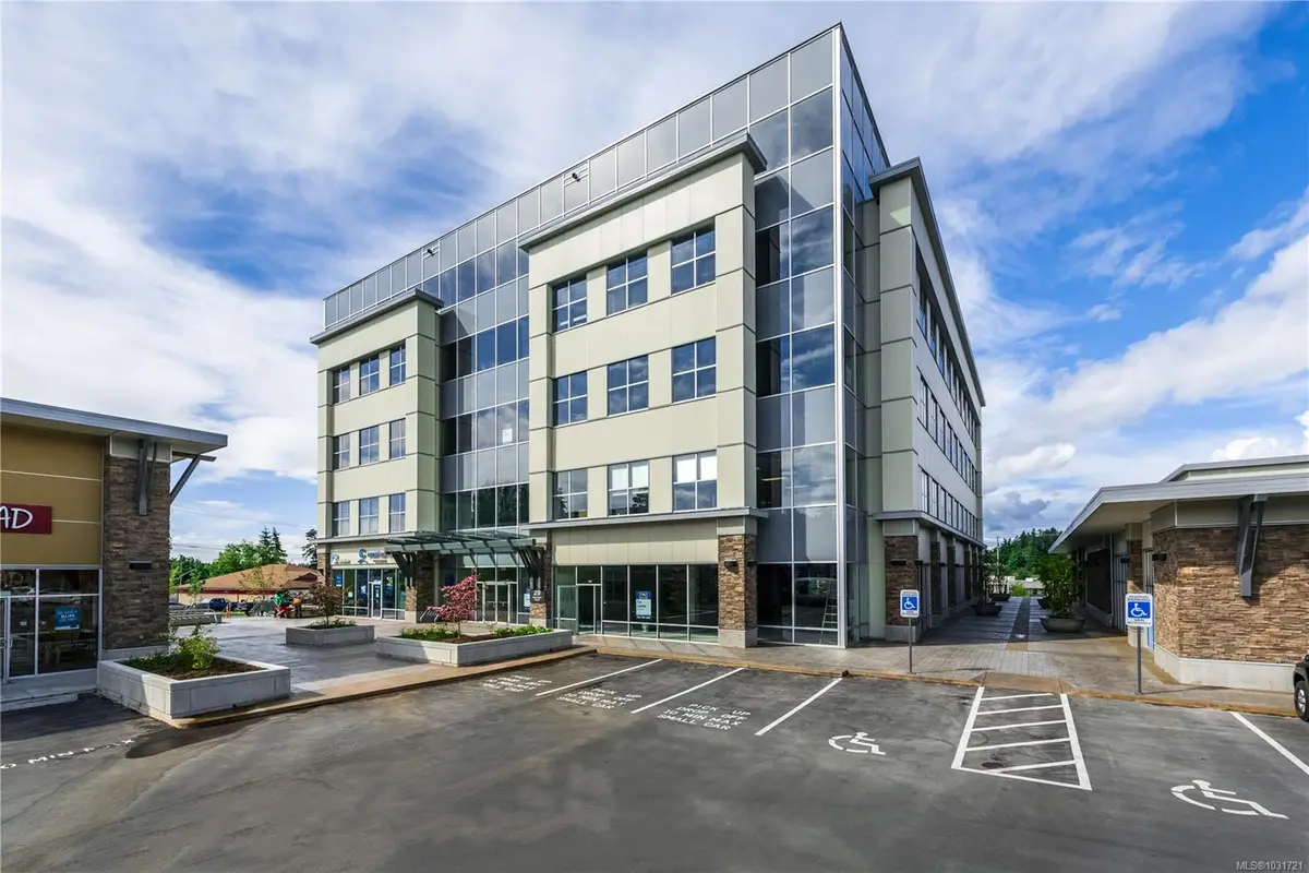 29 Helmcken Rd #200, View Royal BC V8Z 5G7