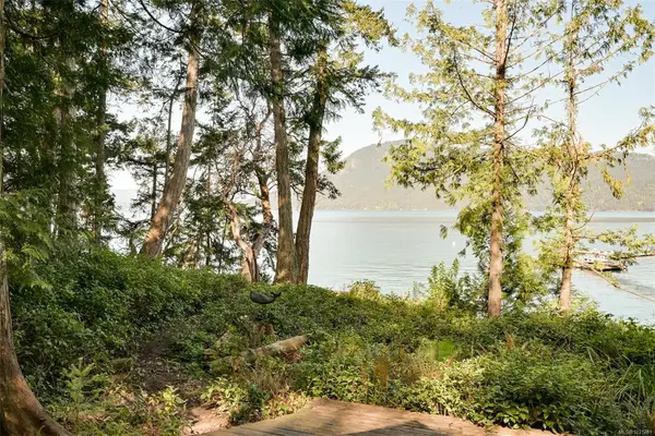 90 Mckenzie Cres, Piers Island BC V8L 5Y7 - 1 bed, 1.0 bath in Piers Island