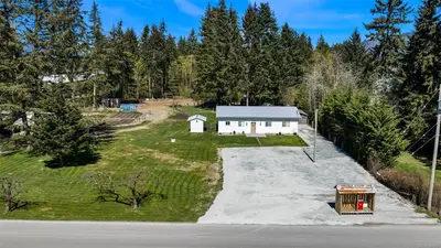 2255 Phipps Rd, Duncan BC V9L 6L2