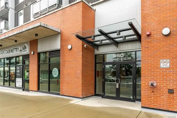 950 Whirlaway Cres # 212, Langford BC V9B 0Y3